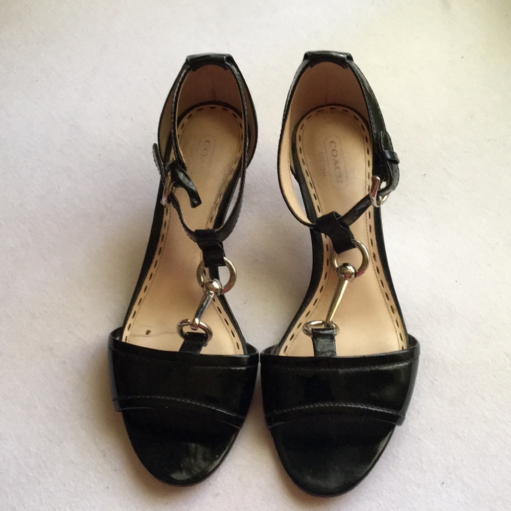 LAST CHANCE SHOES‼️ COACH “Inez” Black Patent Heels